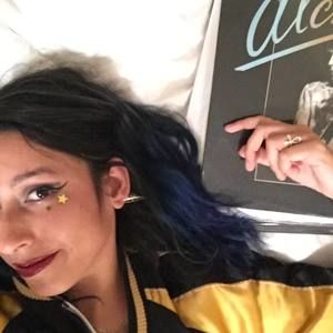 Meet your Posher, Mayra